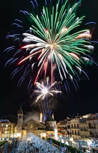 Plaza Nueva de Lucena durante fiestas aracelitanas